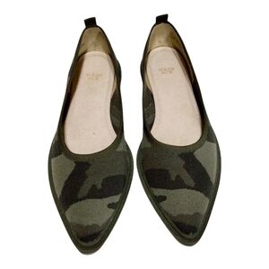 Louise et Cie Green Camouflage Flats 5 1/2 36